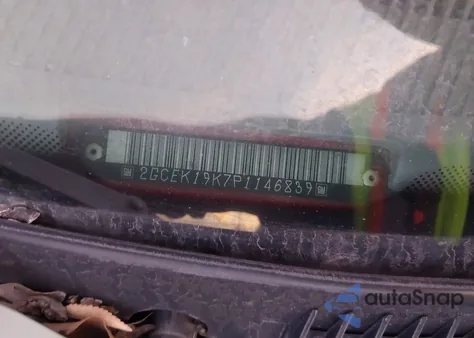 1993 Chevrolet Gmt-400 K1500 z USA, uszkodzony, nr VIN 2GCEK19K7P1146839